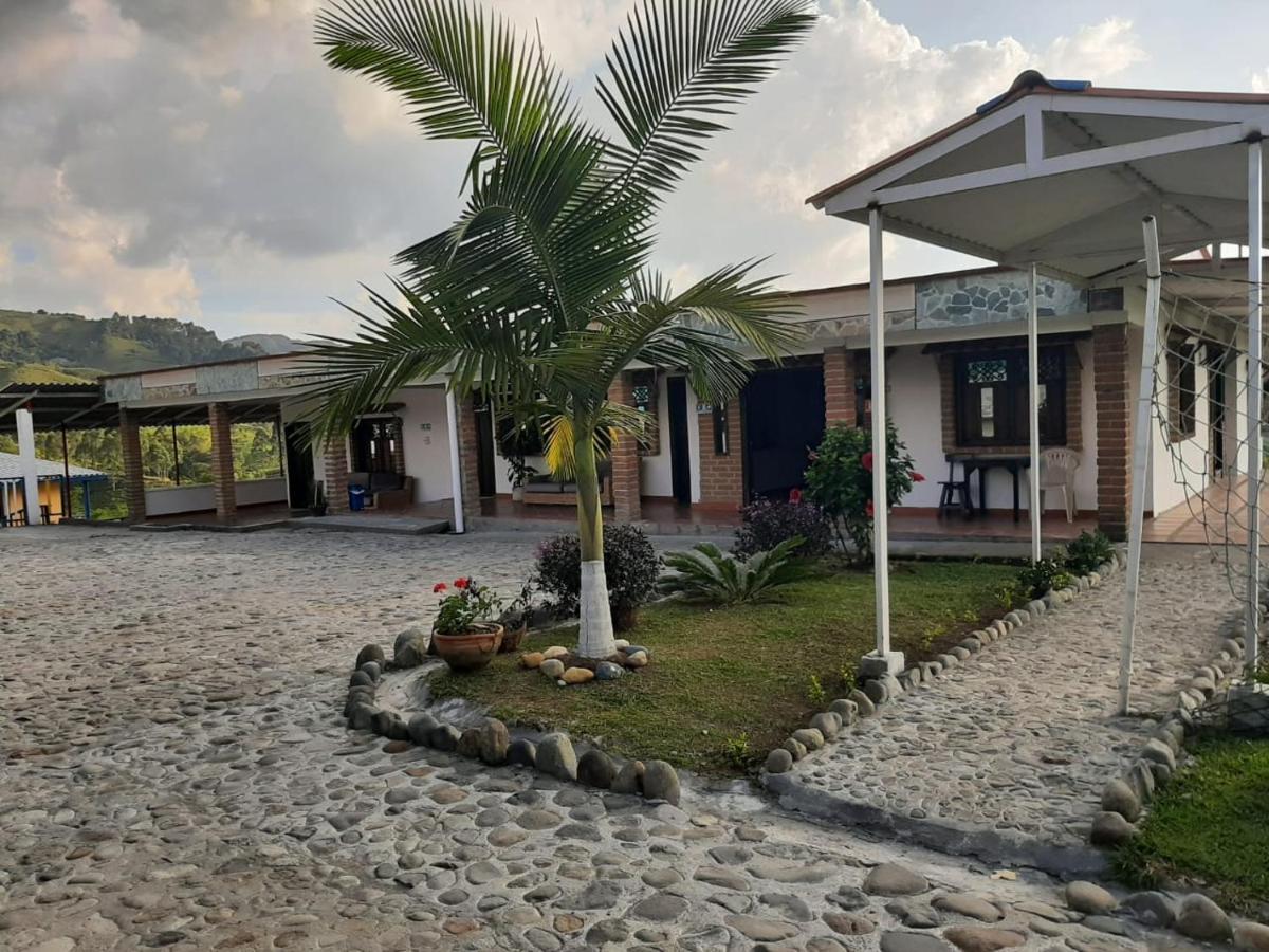Finca Hotel La Fragata Santa Rosa de Cabal Εξωτερικό φωτογραφία